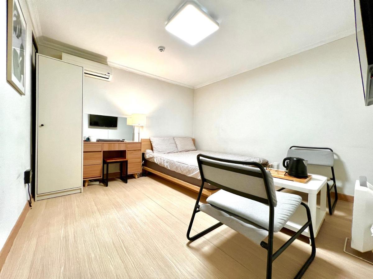 호스텔 남산 포레스트 인 명동 *
